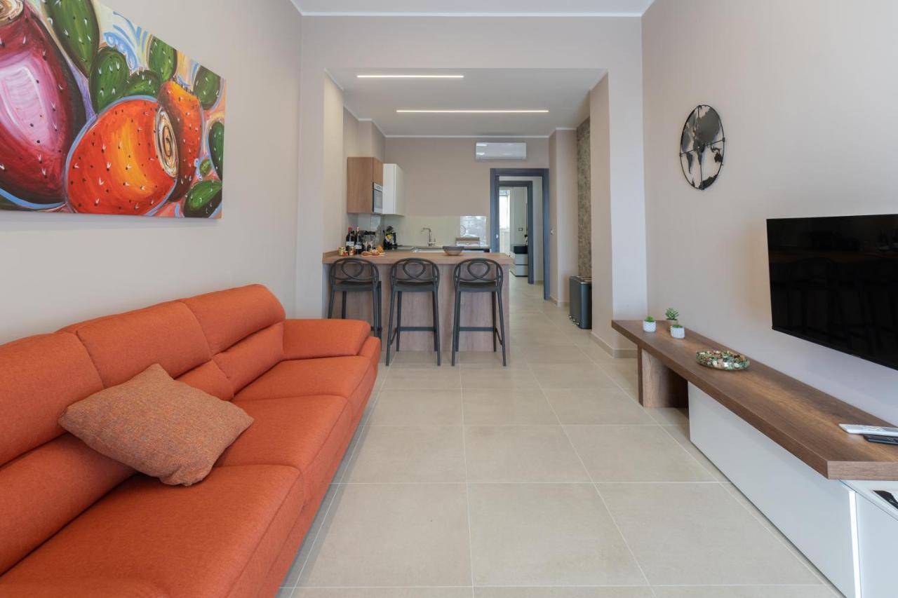 Iitana Luxury - Fronte Mare Apartment *