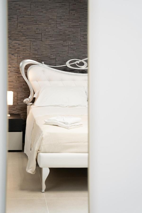 Iitana Luxury - Fronte Mare Apartment *